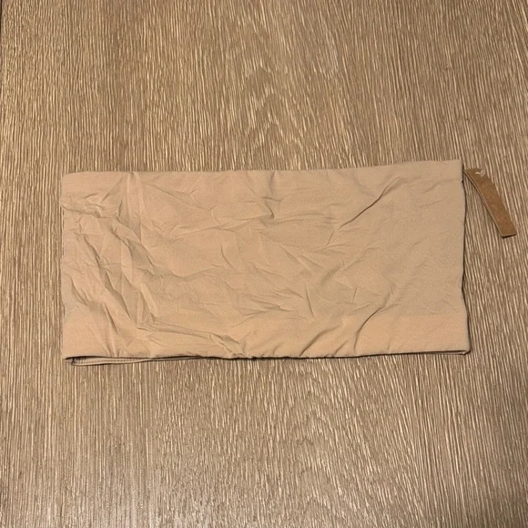 SKIMS Fits Everybody Bandeau 2X Clay NWT - Picture 4 of 6